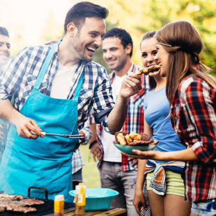 Mit dieser Geheimzutat für Grillfleisch sofort saftiger